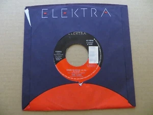 The Cars – Strap Me In / Door To Door - 1987 - Elektra 7-69427 7" Single VG+ - Picture 1 of 4