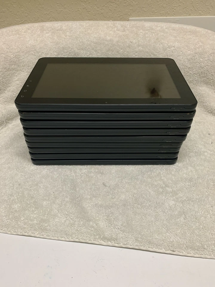 Lot of 9 Viewsonic UPC300-2.2 10.1" LED Android Tablets - Image 1 of 4