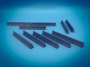 Set of 10 Precast Concrete Temporary Barriers - Z Scale 1:220 " Jersey Barrier " - Picture 1 of 8