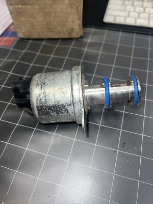 Ford EGR Valve for 6.0L 2003-2004 Ford Powerstroke F250-F450 Excur. Super Duty - Image 1 of 4