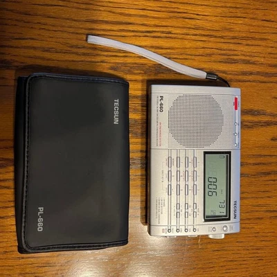 TECSUN PL-660 Silber FM/LW/MW/SW/AIR Airband BCL Radio Gebraucht - Bild 1 von 4