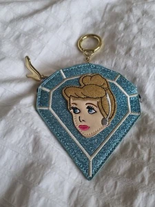 Danielle Nicole Disney Cinderella Coin Purse- Brand new without tags. - Picture 1 of 3