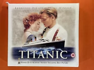 Titanic VHS Box Set Collectors Edition With 35mm Film Cell Video Tape & 8 cards - Picture 1 of 6