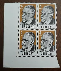 URUGUAY - $4 - DR MARTIN C. MARTINEZ - B OF 4 - MNH - Picture 1 of 1