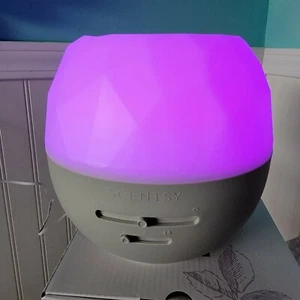 Scentsy~JEWELED DELUXE DIFFUSER~EIGHT LIGHT MODES~Brand New! - Picture 1 of 12