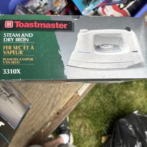 Vintage Toastmaster Steam And Dry Iron Model 3310x - Picture 1 of 3