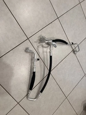 Kit manguera aire acondicionado Cadillac XT4 2020  Foto 1 de 4