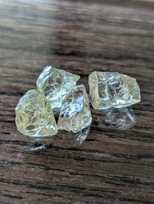 Vendedor de EE. UU. 10,00 ct IF Heliodor faceta piedra preciosa áspera Foto 1 de 3
