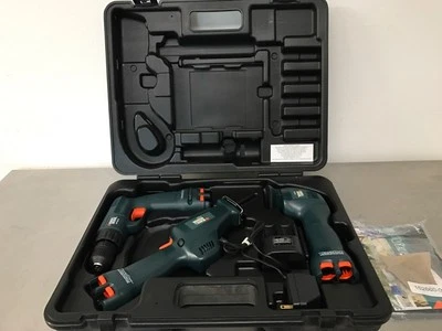 Black & Decker Versapak VP510 Sander VP650 Multipurpose Saw VP7251C Drill Set - Image 1 of 4