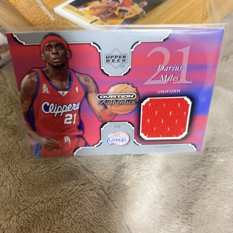 DARIUS MILES 2002-03 UPPER DECK OVATION AUTHENTICS JERSEY - Image 1 of 2