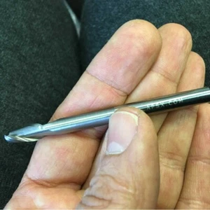 Perfect End Mill for Aluminum Milling - 2 FLUTE Rounded Edge 1/4 END MILL - Picture 1 of 2