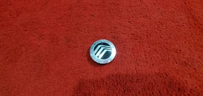 Cubierta antipolvo para cubo tapa de llanta central de rueda OEM Mercury Mariner 3F23-1A096-EB OEM Foto 1 de 4