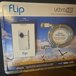 NEW Cisco Model u260WHC1 Ultra HD Flip Video Camera 1hour 4gb memory w HDMI Cbl - Picture 1 of 4