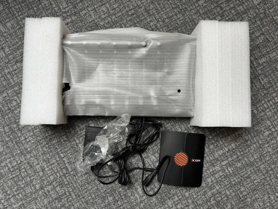 Icon P1-M - USB DAW Controller - Bild 1 von 2