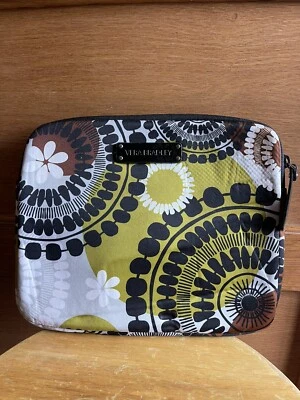 Vera Bradley Neoprene Padded Tablet iPad Protective Sleeve Cover Case Cocoa Moss - Image 1 of 4