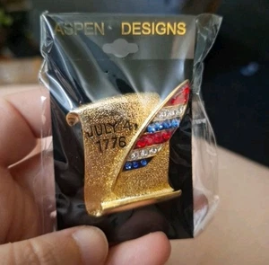 GOLD Unabhängigkeitserklärung Anstecknadel mit Kristallen von ASPEN DESIGNS - Bild 1 von 3