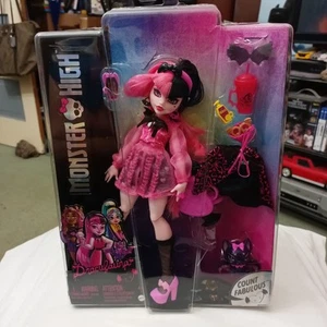 Monster High Doll Draculaura With Pey Count Fabulous Complete In Box - Picture 1 of 24