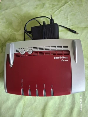 AVM FRITZ!Box 6490 Cable 1300 MBPS 4-Port Router - Bild 1 von 3