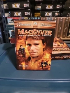 Macgyver: the Complete First Season (DVD - Picture 1 of 2