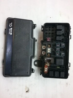 Caixa de relé de fusível de motor 2.3L AT EX VTEC 4 portas 1999 Honda ACCORD S-148RM - Imagem 1 de 4