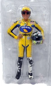 Vale Rossi standing figure Team Yamaha MotoGP 2006 Minichamps 312 060246 1:12 - Picture 1 of 5