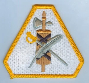 NEW ISSUE SSI:  US ARMY RESERVE (USAR) LEGAL COMMAND .... MINT! - Picture 1 of 1