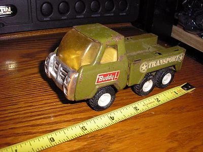 Vintage 1/43? Transporte de vehículos militares Buddy L de 6 ruedas de servicio pesado de 5 1/8" Foto 1 de 4