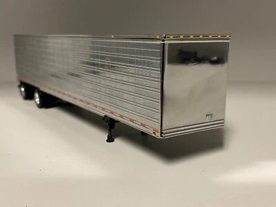 CHROME & BLACK SPREAD AXLE DCP 1/64 53' UTILITY VAN TRAILER - Image 1 of 2