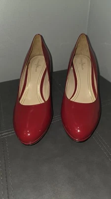 Zapatos de tacón Cole Haan para mujer 9B rojo liso charol sin cordones víspera de Año Nuevo Foto 1 de 4