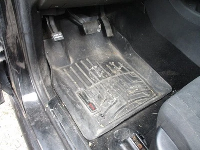 Alfombrilla usada se adapta a: Dodge Durango 2014 grado A Foto 1 de 4