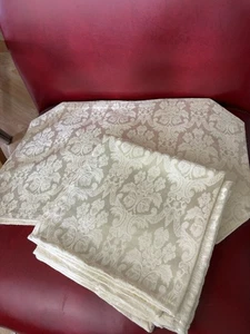4 matching fabric placemats & Cloth Napkins white damask floral pattern Ivory - Picture 1 of 5