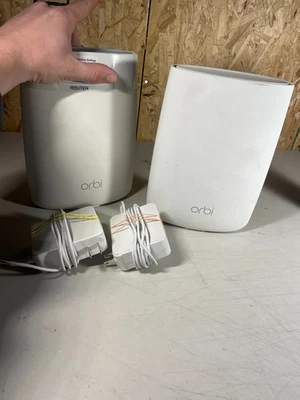 Netgear Orbi Router RBR50 + RBS50 Satellite with Power plugs - Image 1 of 3