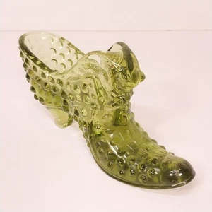Zapatilla Fenton Vintage Vidrio Verde Oliva Zapato con Cabeza de Gato y Clavo - Imagen 1 de 10