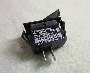 * Furnace Door Switch * Part # 1102R 632125 * 3/4 HP * 10A 125-250 VAC * - Picture 1 of 4