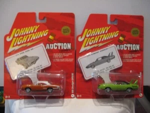 JOHNNY LIGHTNING 1:64 2005 AUCTION INSANITY 1970 SUPER BEE & PLYMOUTH SUPERBIRD - Picture 1 of 2