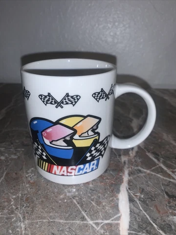 2002 NASCAR Racing 10 Oz. Coffee Mug Cup Gibson Collectible Cover