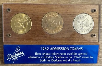 1962 LOS ANGELES DODGERS ADMISSION (3) TOKENS IN DISPLAY GRAND OPENING SEASON - Image 1 of 2