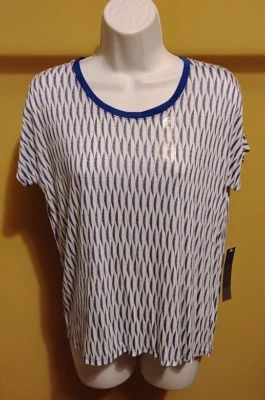 Blusa Top JCP Azul Blanco Geométrica Manga Corta Nueva con Etiquetas Talla: PM Foto 1 de 2