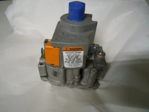Honeywell VR8304M4507 Dual Valve Intermittent Pilot Combination Gas Control - Picture 1 of 6