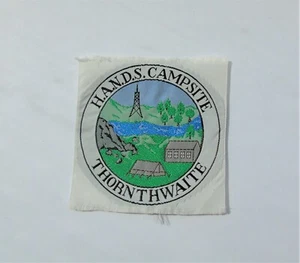 Vintage H.A.N.D.S. Campsite Thornthwaite Woven Cloth Patch Sew On Badge Cumbria - Bild 1 von 2