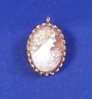 Vintage 10Kt Yellow Gold Hand Carved Shell Cameo Pendant Brooch