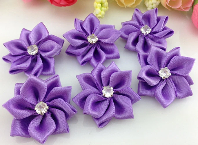 Hágalo usted mismo 100 PIEZAS Flor de cinta de satén con apliques de cuentas de cristal ~ boda/artesanía/adorno Foto 1 de 1