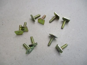 Ford Taunus Escort Capri Granada Halteschraube Clip Halter Schraube SET 10 x NEU - Picture 1 of 8