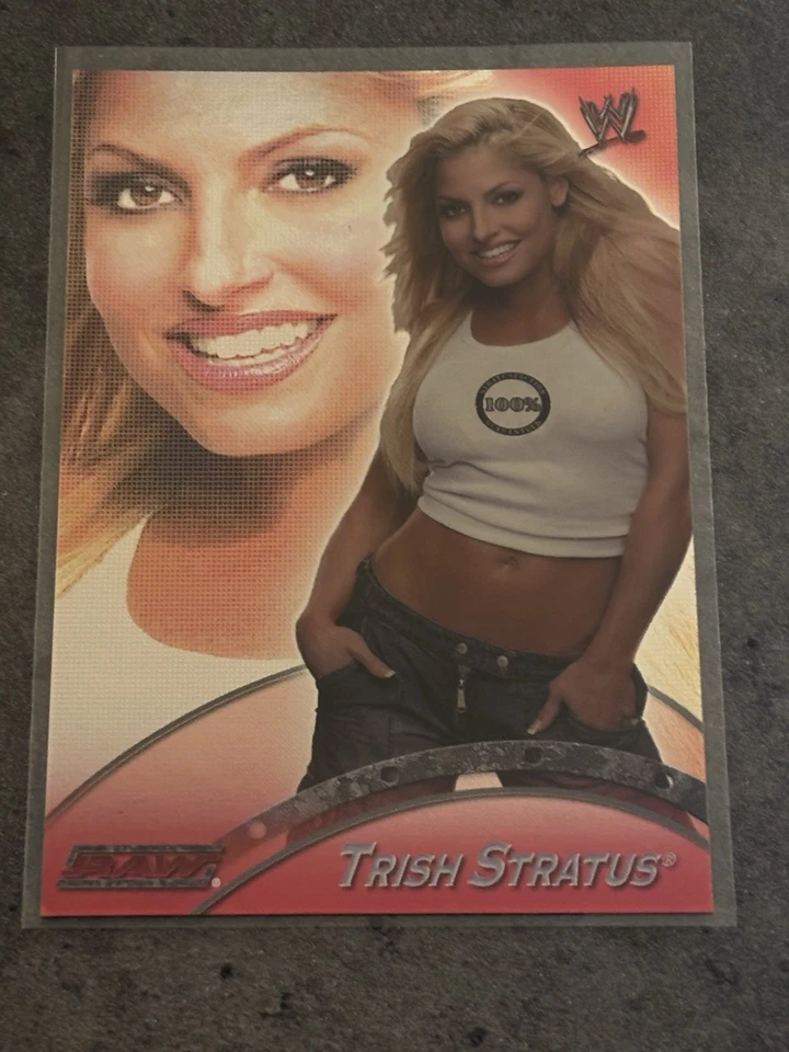 2004 Topps WWE Apocalypse Trish Stratus Card #R9 | Divas | Italian | RARE - Image 1 of 2