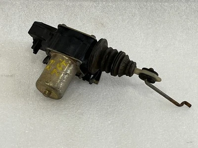 1986 1987 1988 1989 1990 1991 JEEP GRAND WAGONEER RIGHT FRONT DOOR LOCK ACTUATOR - Image 1 of 4