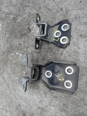 2000 Lincoln Navigator left driver side front door upper lower hinges hinge set - Image 1 of 4