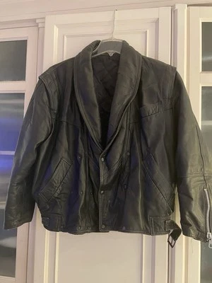 Винтажная черная кожаная куртка Vera Pelle размер 48 - Изображение 1 из 4