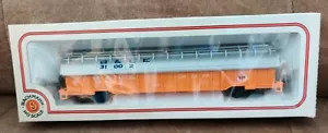HO Scale Bachmann B&LE 31002 Coil Coach Rail Car - Picture 1 of 9