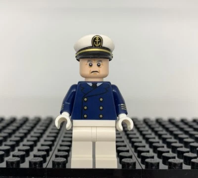 LEGO Navy Captain Marine Minifigure Seaman Military (100% Genuine LEGO Parts) - Image 1 of 4