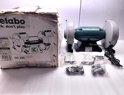 Metabo DS 200 Bench Grinder 619200000 230V 50Hz 2980 RPM 2.3A 230V 60Hz 3560 RPM - Image 1 of 4
